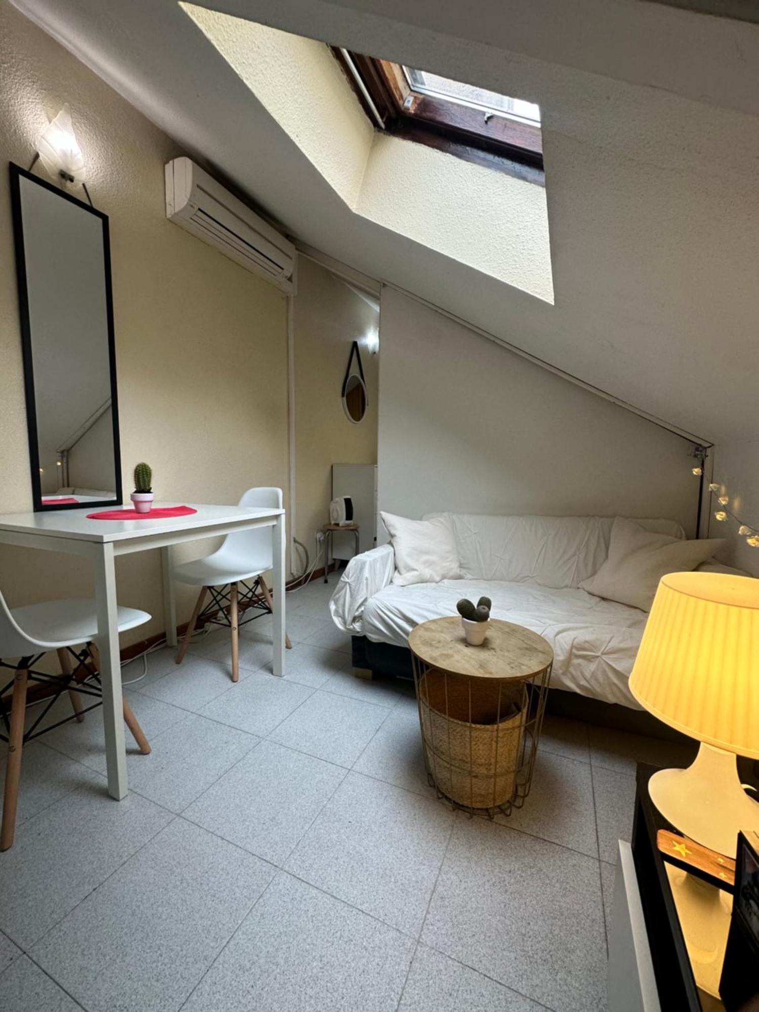 Cozy Apartment In Madrid Center Exterior photo
